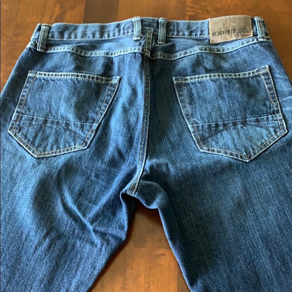 Express Jeans - Picture 2 of 4